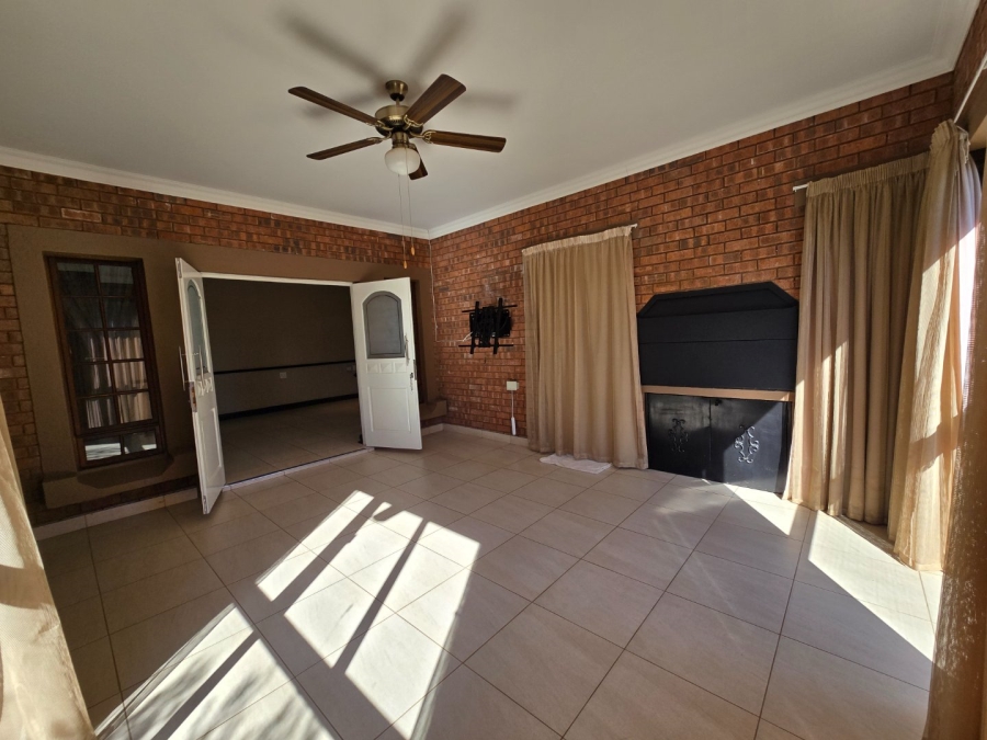3 Bedroom Property for Sale in Dan Pienaar Free State